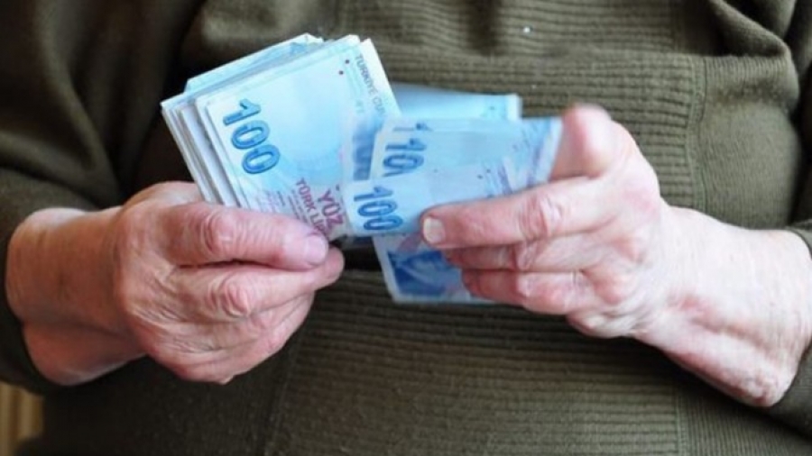 En Düşük Emekli Maaşı 7.500 lira Oluyor